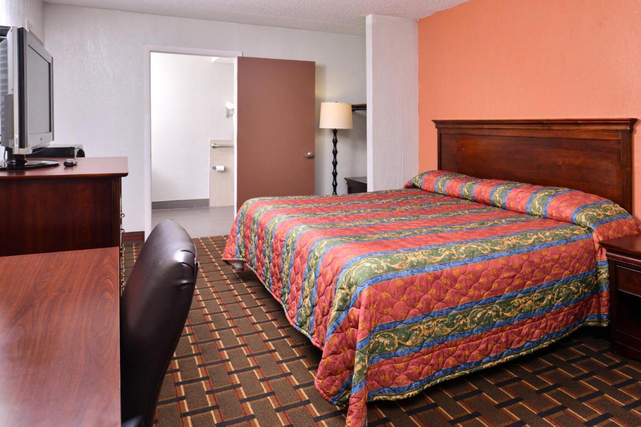 Americas Best Value Inn Richmond South Bellwood Exterior foto
