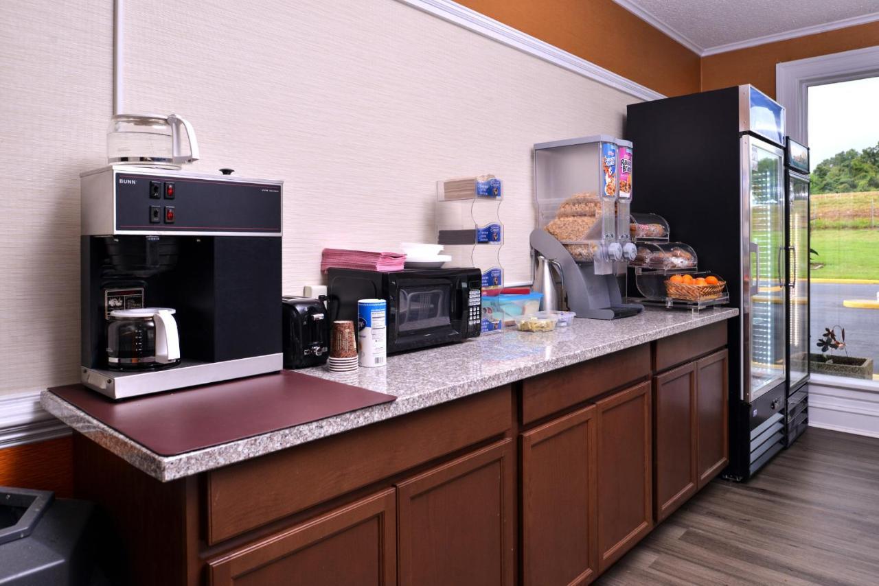 Americas Best Value Inn Richmond South Bellwood Exterior foto